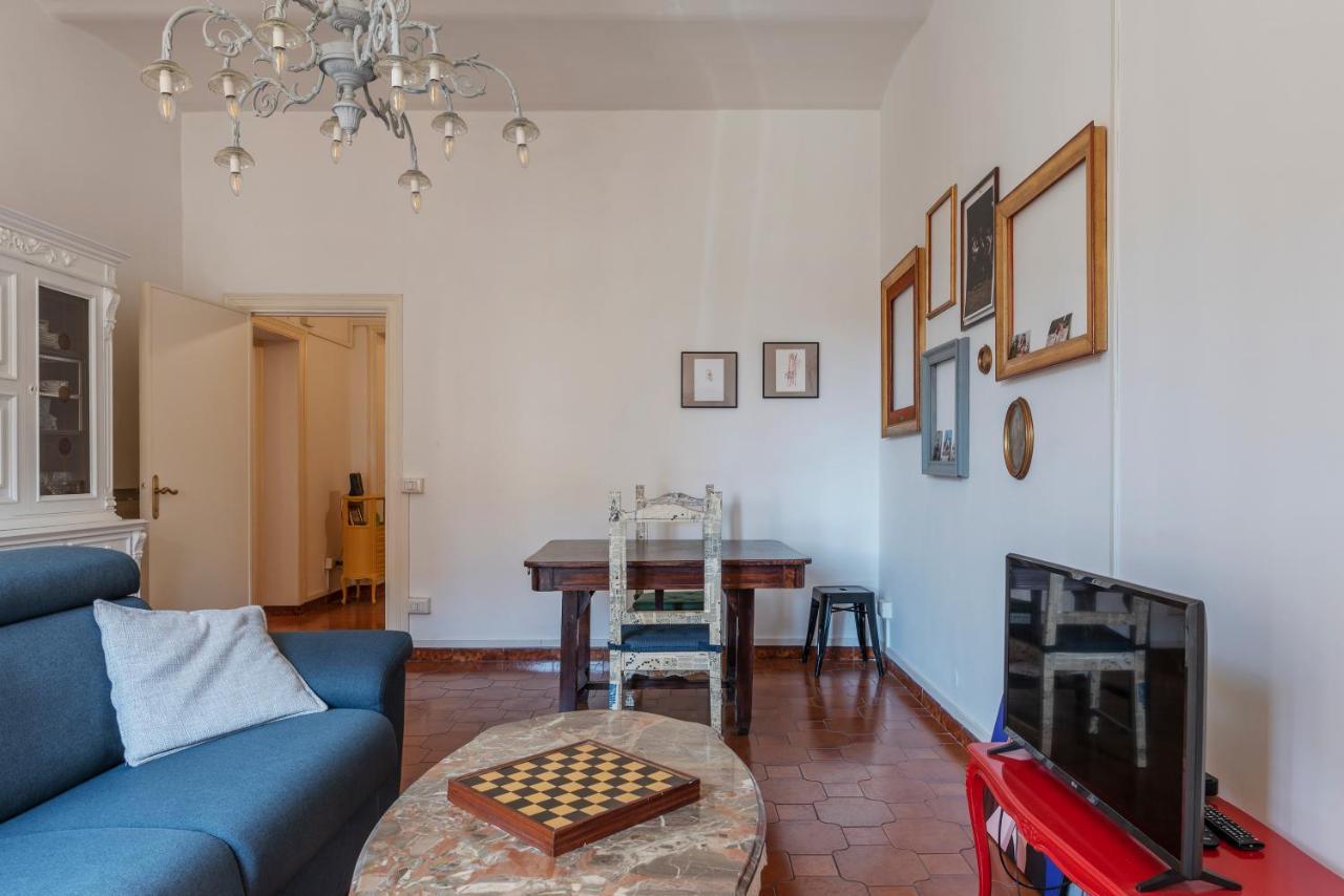 Lägenhet Santa Maria Maggiore Roomy And Bright Flat *